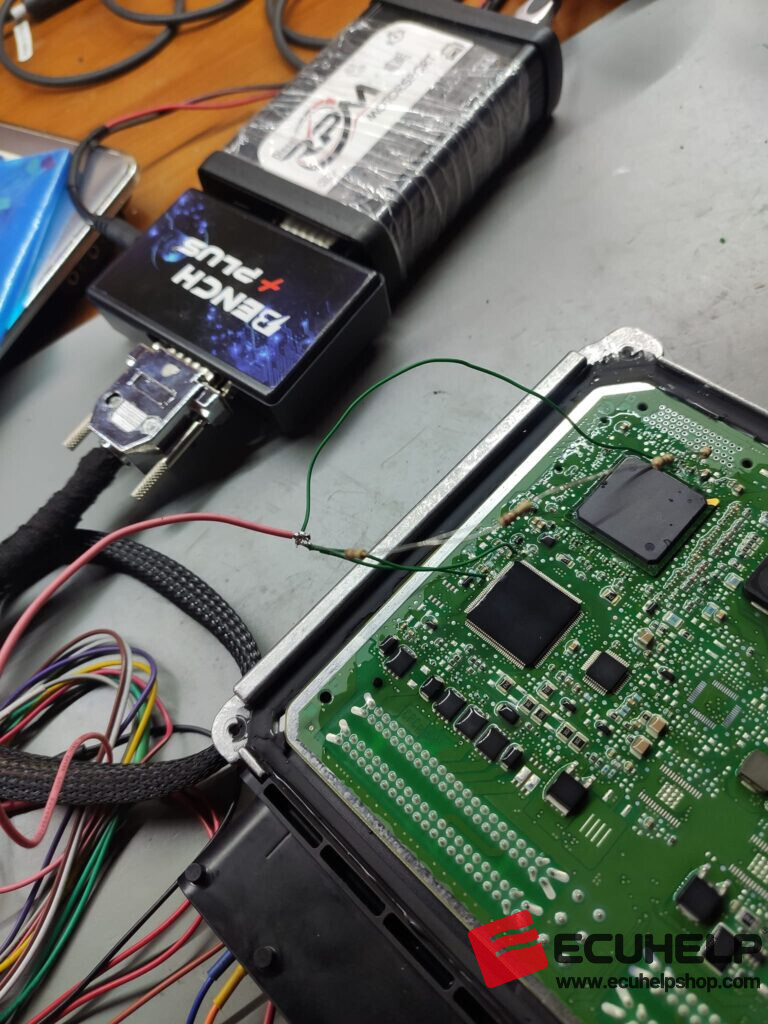 connection of the Tagflash, the bench box, the ECU Delphi DCM 6.2v